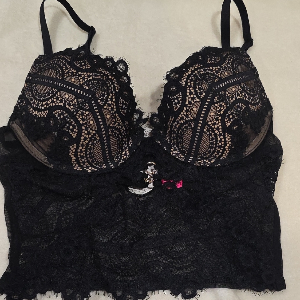 La SENZA Black Lace Bra with Pink Accent